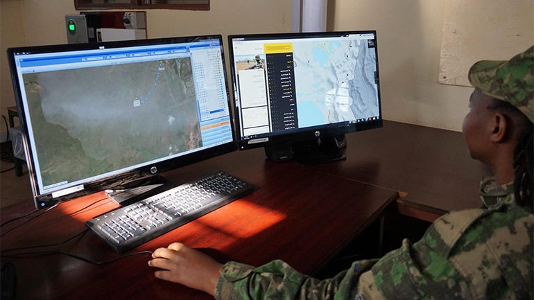 gps tracking system monitors